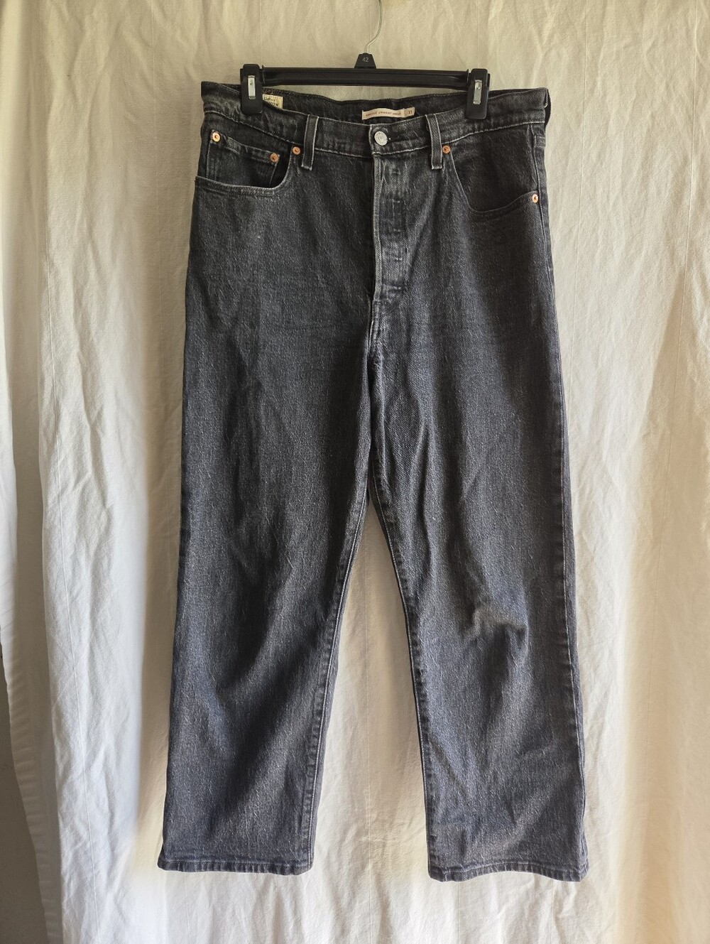 Levis 31 Black Charcoal Denim Ribcage Straight Ankle Button Closure Womens Jeans